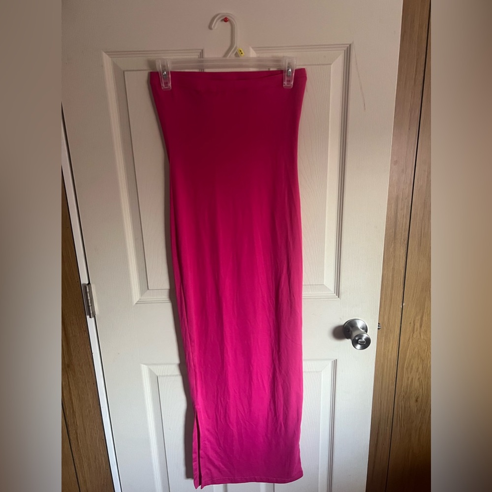 Long pink slit dress 🩷